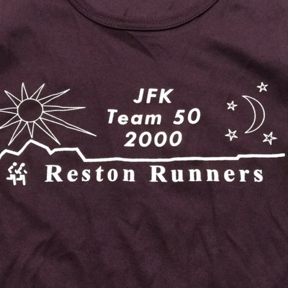 Vintage 2000 Sun Moon Maroon Running Tank JFK Reston Virginia Washington… - Picture 7 of 10